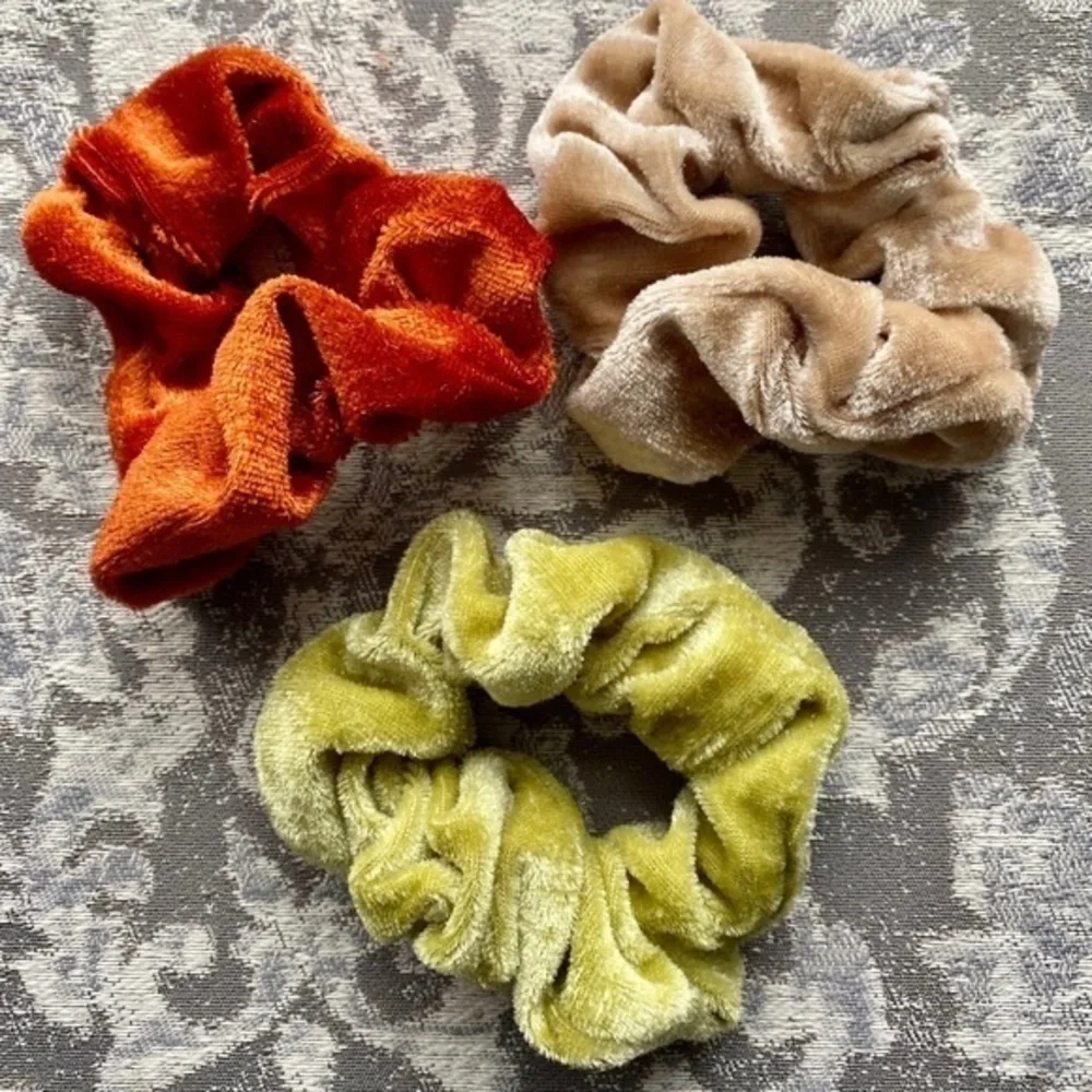 Iris Earth Tones Velvet Scrunchies 3 Pack